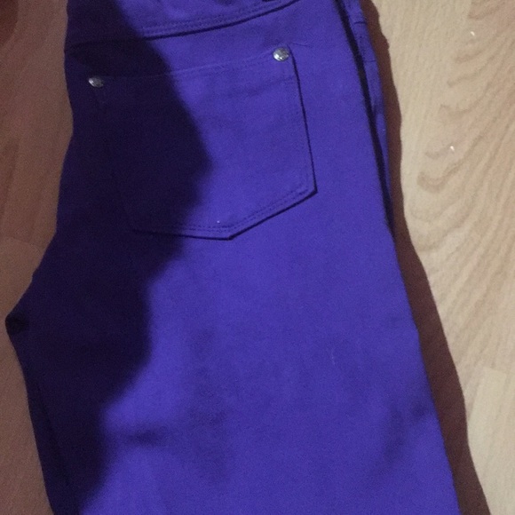 Pants - Picture 5 of 6